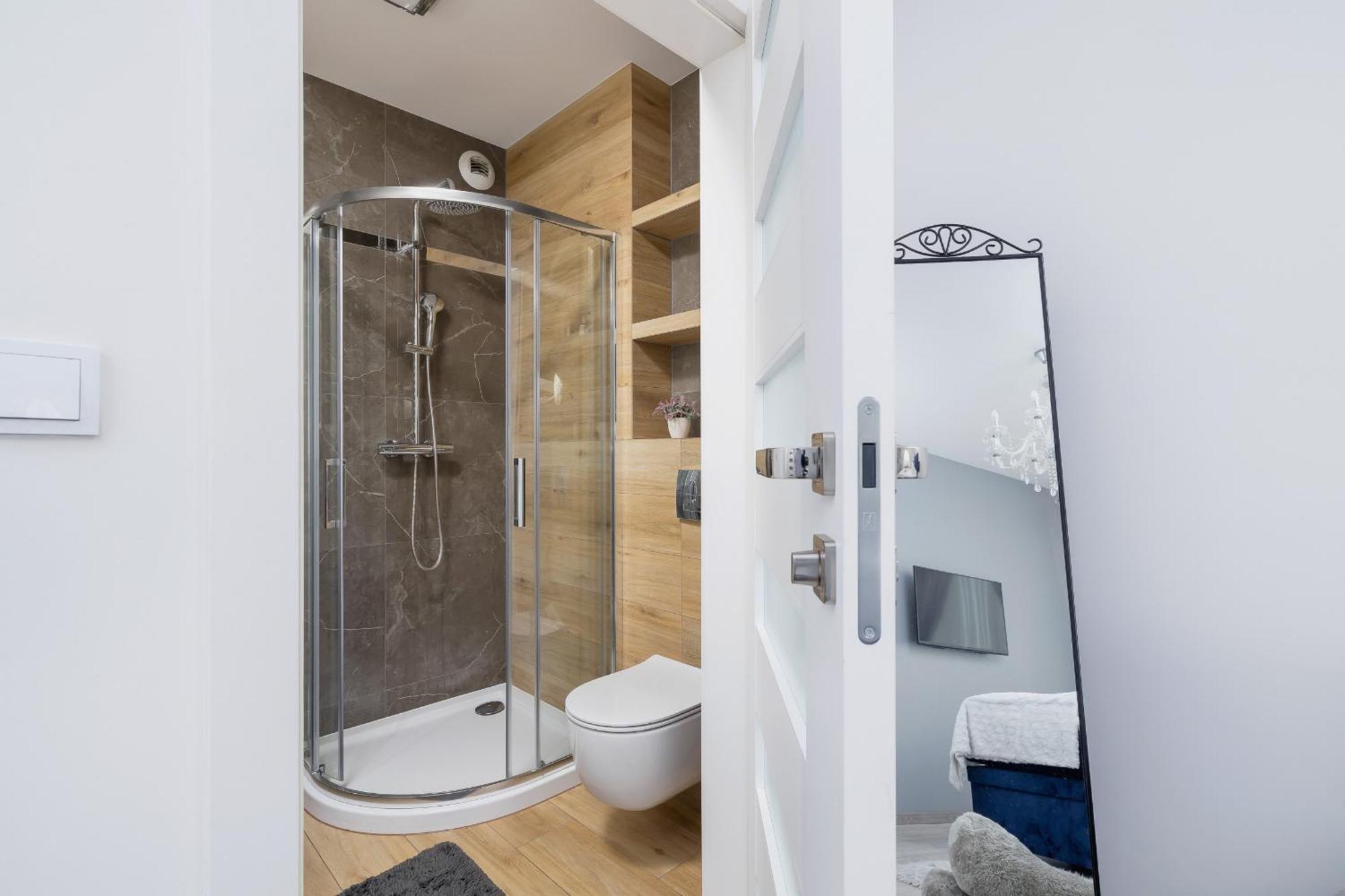 Cracow Pradnik Spacious & Family Apartment With 3 Bedroom By Renters Prestige คราคูฟ ภายนอก รูปภาพ